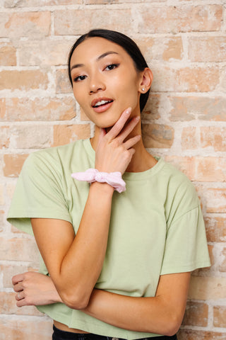 Towel Bow Scrunchie in Pink