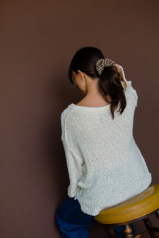 Brown Houndstooth Oversized Scrunchie