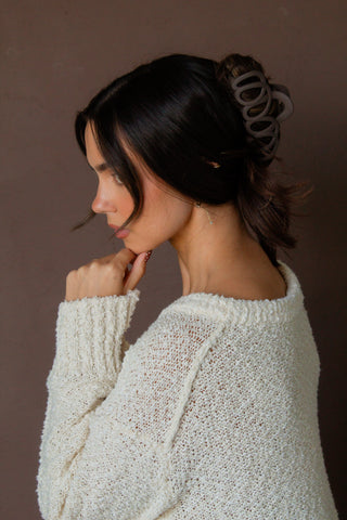 Matte Looped Claw Clip