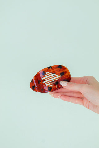 Diamond Cutout Claw Clip