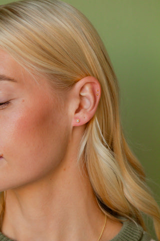 Pearl Studs - Hypoallergenic