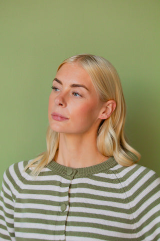 Pearl Studs - Hypoallergenic