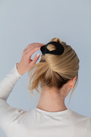 Diamond Cutout Claw Clip