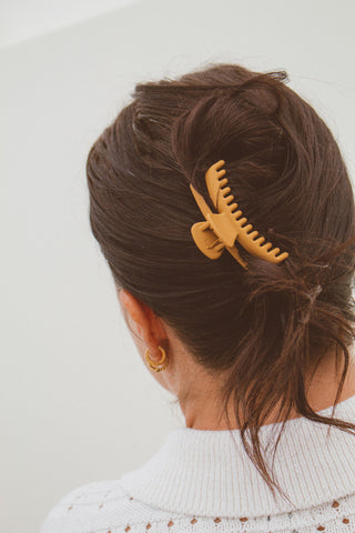 Thin Hair French Twist Claw Clip