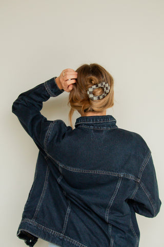 Checkered Circle Cutout Flat Claw Clip