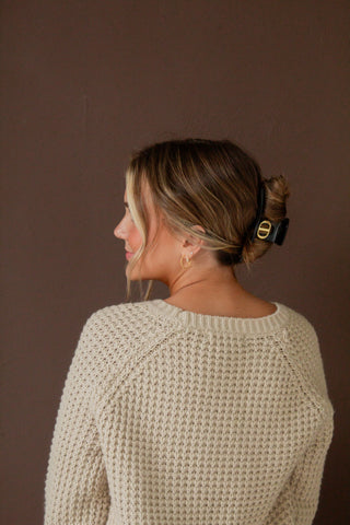 Gold Tabbed Black Claw Clip