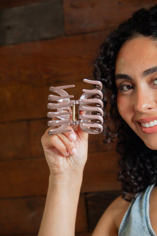 Indestructible Octopus Claw Clip