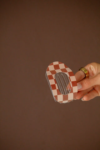 Checkered Circle Cutout Flat Claw Clip