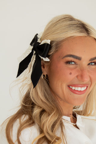 Wednesday Bow Barrette