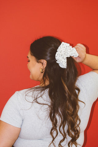 Jumbo White & Black Flower Scrunchie