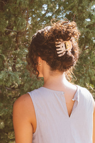 Creamy Latte Claw Clip