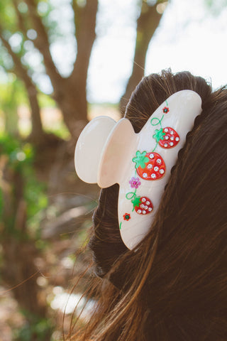 Strawberry Vine Claw Clip