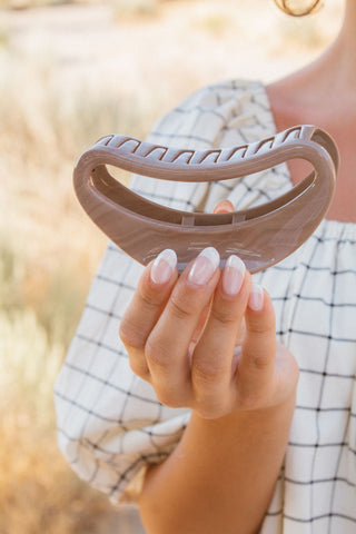 Creamy Brown Claw Clip
