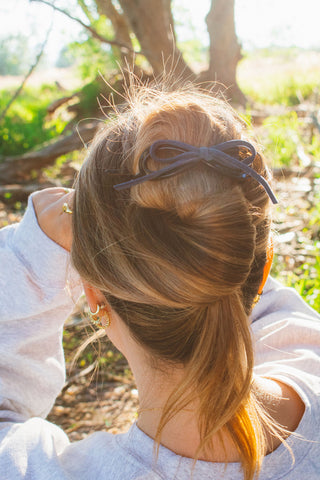 Velvet Blue Chignon Pin