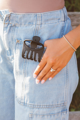 Matte Pronged Flat Claw Clip