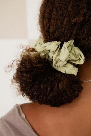 Pine Floral Jumbo Scrunhie
