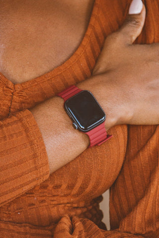 Deep Red Magnetic Loop Watch Band - Magnetic Apple Watch Bands - ANDI