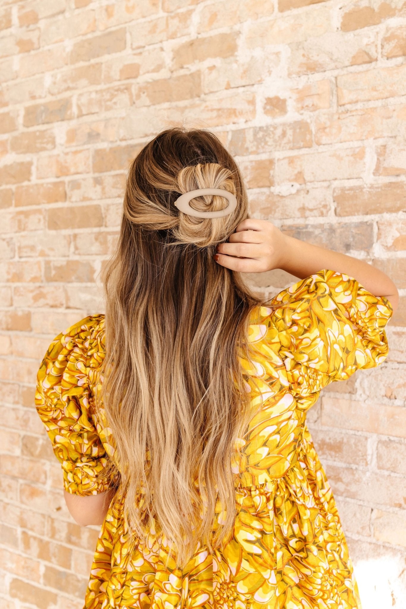 Authentic Yellow Leather Hair Barrette Gold Tone Hardware Italy NIB GS729 Oval Barrette – ANDI main image 3