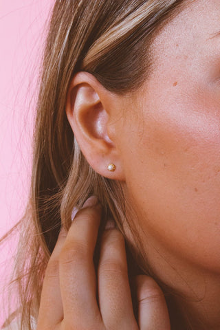 Pearl Studs - Hypoallergenic - Earrings - ANDI