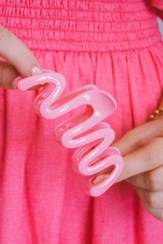 Squiggly Claw Clip in Pink - Claw Clips - ANDI