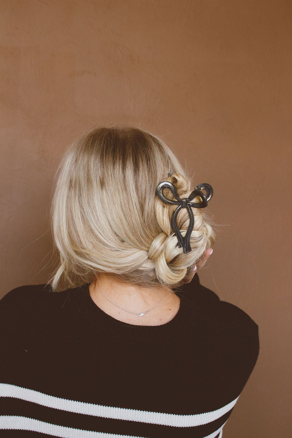 Vintage Bow Claw Clip – ANDI display picture 1