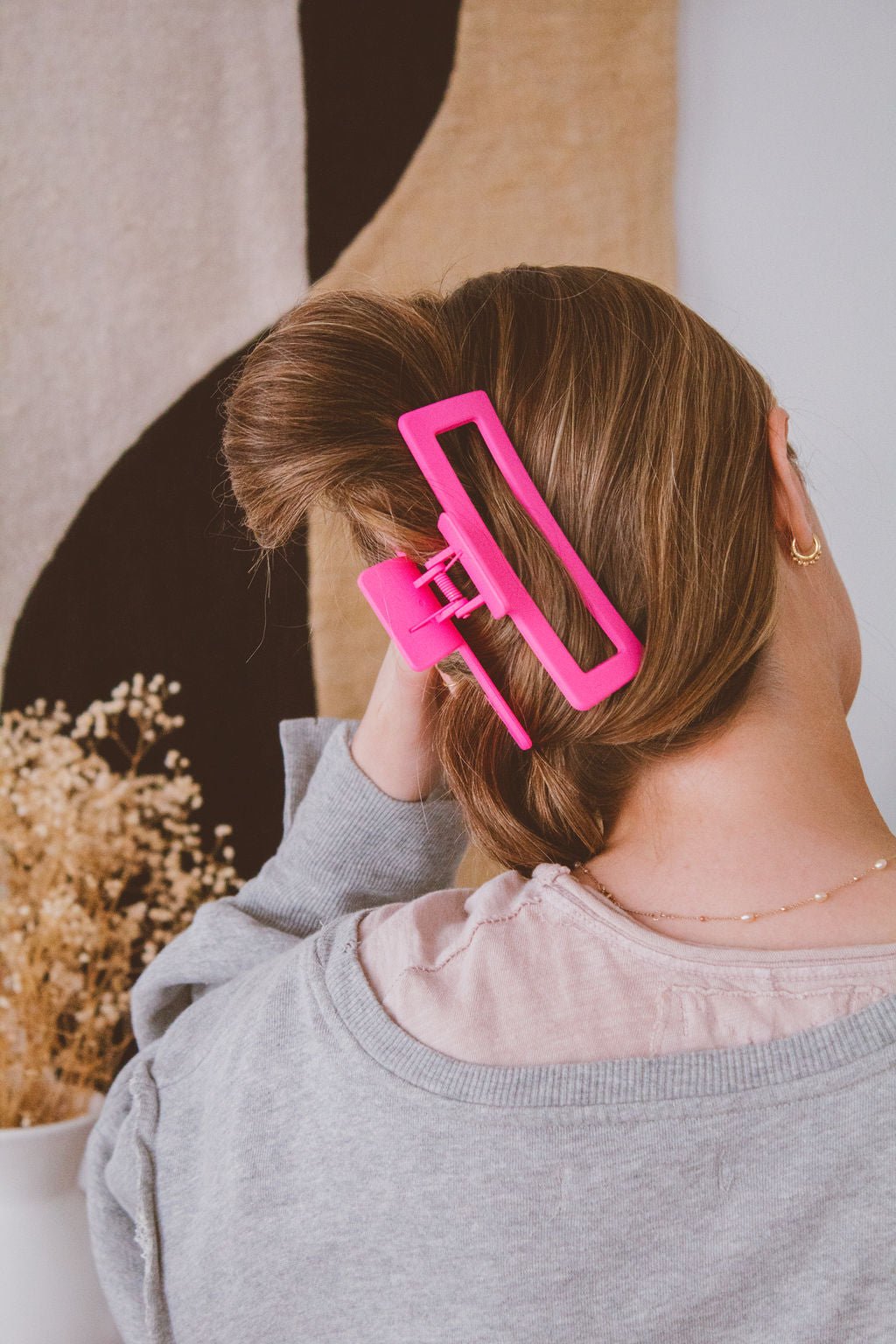 Pink hair claw cheap